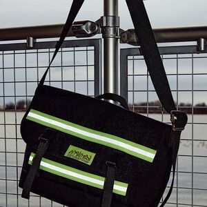 Manhattan Portage Pro Bike
Messenger Bag